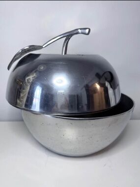 1960s Large MCM cast aluminum apple ice bucket - Italy